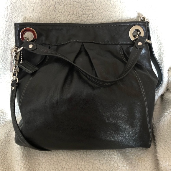 ‼️SOLD‼️Patent leather coach bag with wallet - Picture 2 of 8